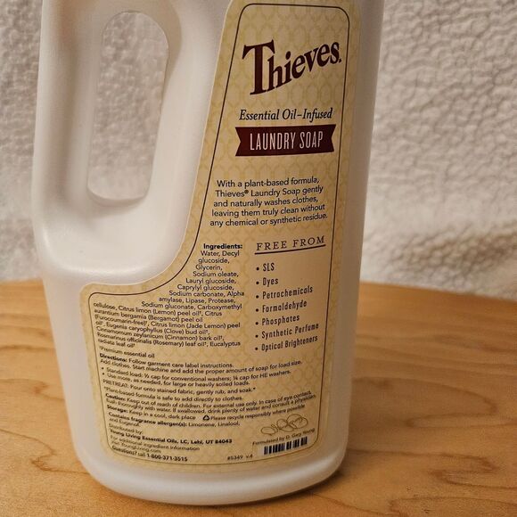 NEW Young Living Thieves Laundry Soap 32 oz Concentrated up to 64 Loads YL YLEO - Picture 6 of 8
